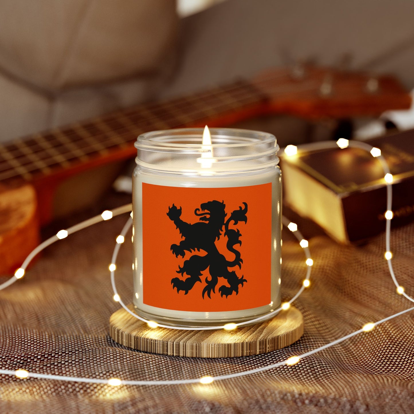 Schijn een Dutch lichtje op mij - Scented Candle: Cozy Home Vibes, Relaxing Gift, Aromatherapy, Orange Lion Design, Unique Decor, Housewarming, Self-Care