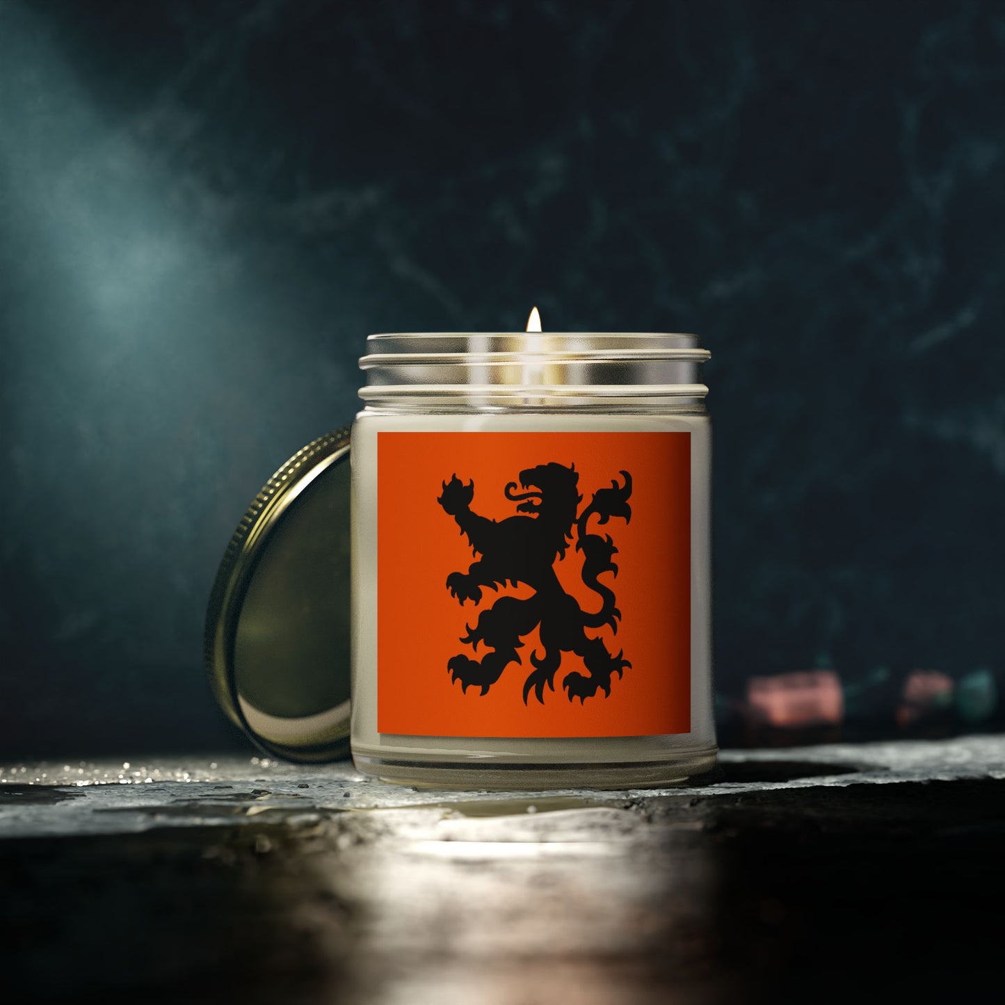 Schijn een Dutch lichtje op mij - Scented Candle: Cozy Home Vibes, Relaxing Gift, Aromatherapy, Orange Lion Design, Unique Decor, Housewarming, Self-Care