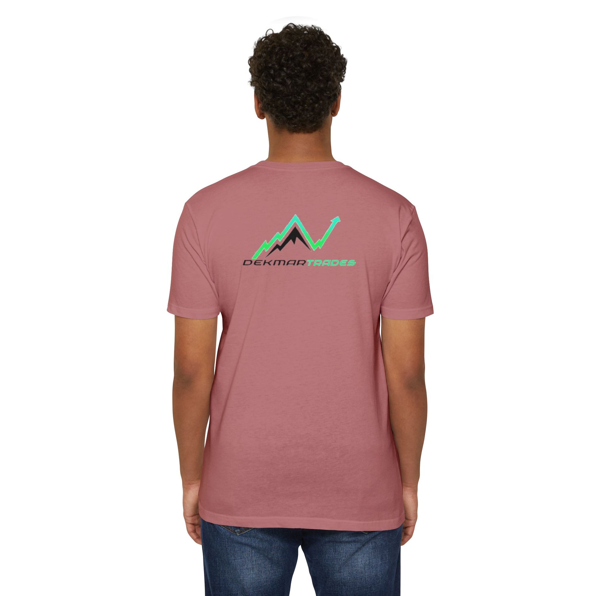 Man model back view in heather maroon tee, Dekmar Trades peaks-to-profit chart design